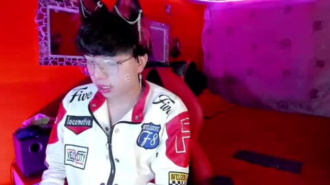 Snapshot of angellonfire chatting on October 12, 4:39 am Angel online show from October 12, 4:39 am