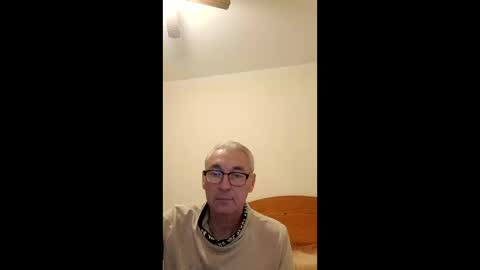 angellr5 online show from December 22, 12:35 pm