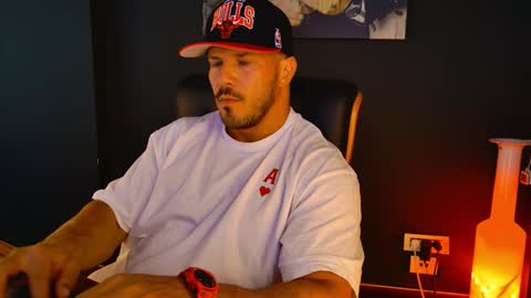 Snapshot of angeloeric chatting on September 9, 11:53 am BlackWolf online show from September 9, 11:53 am