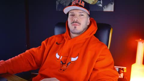 Snapshot of angeloeric chatting on January 14, 5:08 am BlackWolf online show from January 14, 5:08 am