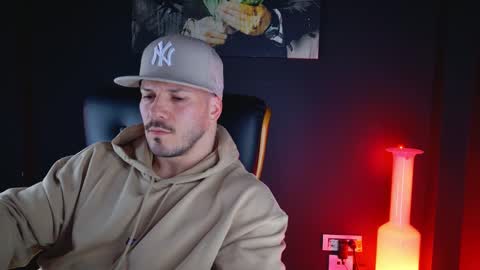 Snapshot of angeloeric chatting on December 10, 3:55 pm BlackWolf online show from December 10, 3:55 pm
