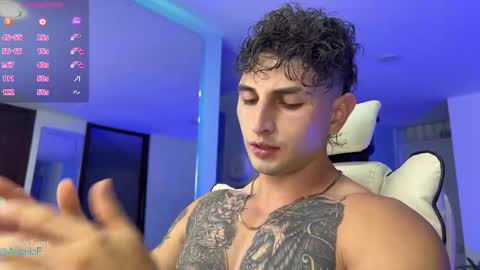 Snapshot of angeloferro1 chatting on February 22, 1:33 am Angelo Ferro online show from February 22, 1:33 am