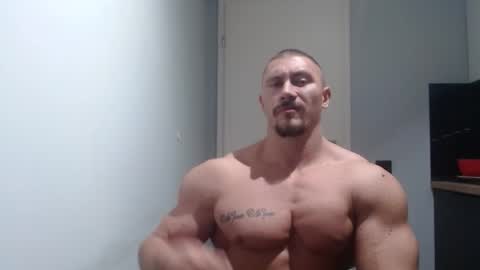 Snapshot of angelofit chatting on October 10, 4:01 pm ------- SEX SHOW WITH GUYS AND GIRLS MUSCLE SHOW online show from October 10, 4:01 pm