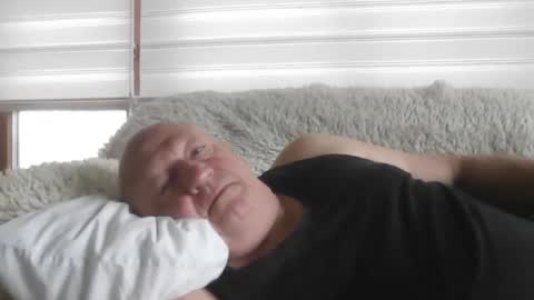 angelps1960 online show from March 27, 7:34 am