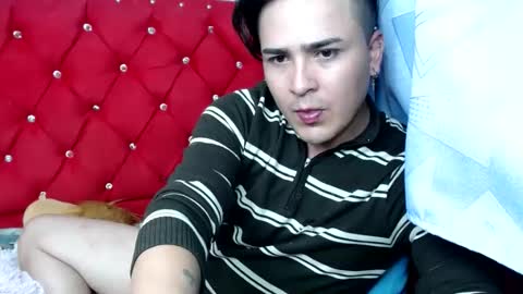Snapshot of angels_0001 chatting on December 4, 4:54 am angels_0001 online show from December 4, 4:54 am