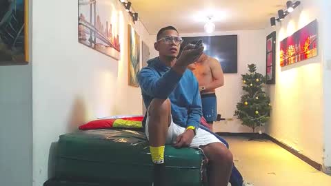 anghelytos online show from December 21, 10:40 pm