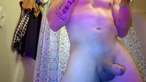 angrychicks83 online show from March 9, 8:30 am