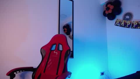 anhonymus online show from October 14, 4:08 am