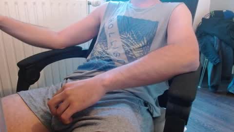 anhotcock online show from May 8, 7:31 am