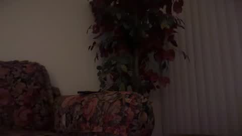 AnishnaabeNympho69 online show from April 4, 4:53 am