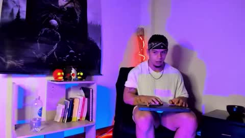 darg online show from May 15, 11:24 pm