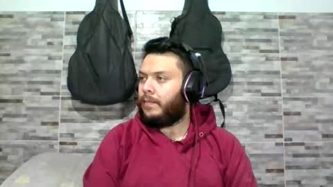 lion kennedy independent model moderator online show from April 6, 6:03 am