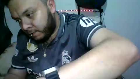 Snapshot of annubixxx69 chatting on October 29, 2:58 am lion kennedy independent model moderator online show from October 29, 2:58 am