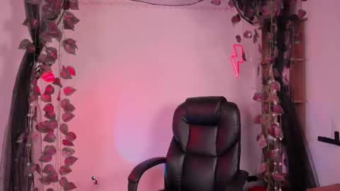 Snapshot of another_teo chatting on March 5, 7:17 pm Jordan Mateo online show from March 5, 7:17 pm