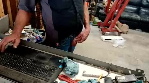 Snapshot of anotherbaldy chatting on October 6, 6:12 pm anotherbaldy online show from October 6, 6:12 pm