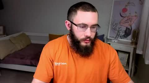 Ant online show from April 25, 6:27 pm