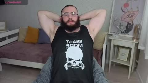Ant online show from May 9, 2:45 am