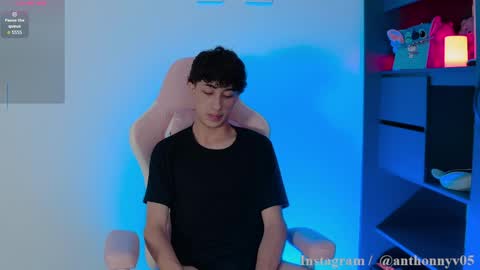 TONY NEW ACCOUNT online show from May 9, 12:55 am
