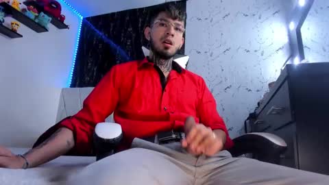 Anthony and Nick online show from October 20, 12:20 pm