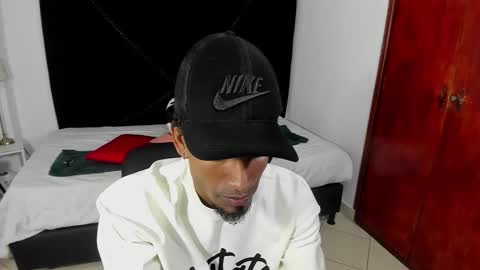       online show from October 18, 12:26 am