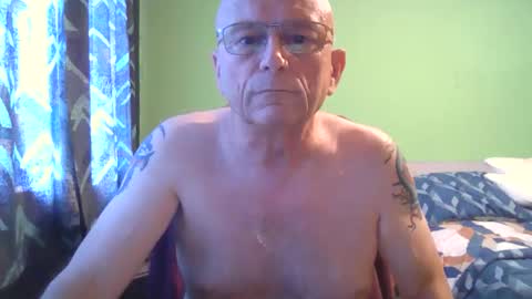 Snapshot of antmatt2025 chatting on September 19, 3:45 pm antmatt2025 online show from September 19, 3:45 pm