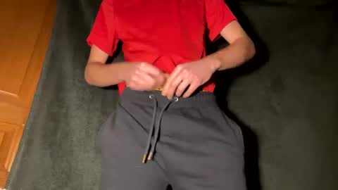 antoinelebac001 online show from February 9, 3:27 pm