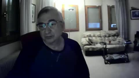 Snapshot of antonio2605 chatting on February 9, 8:13 pm Antonio online show from February 9, 8:13 pm