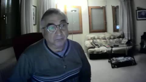 Snapshot of antonio2605 chatting on January 6, 1:20 am Antonio online show from January 6, 1:20 am