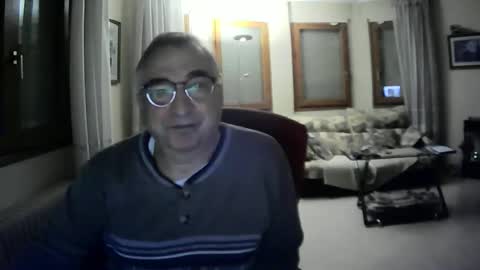Snapshot of antonio2605 chatting on January 19, 1:53 am Antonio online show from January 19, 1:53 am