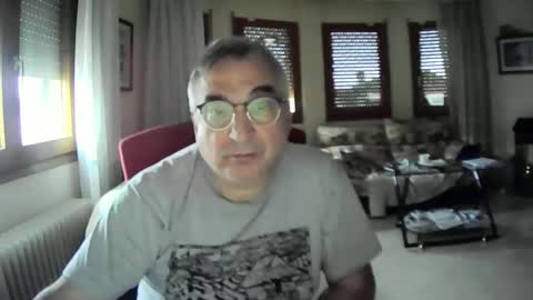 Snapshot of antonio2605 chatting on January 26, 11:28 am Antonio online show from January 26, 11:28 am