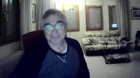 Snapshot of antonio2605 chatting on February 11, 9:14 pm Antonio online show from February 11, 9:14 pm