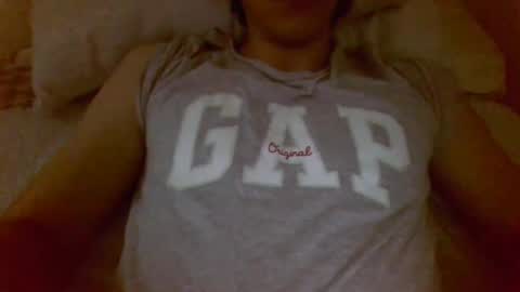 Snapshot of antonio_ricci chatting on February 22, 11:10 pm antonio_ricci online show from February 22, 11:10 pm