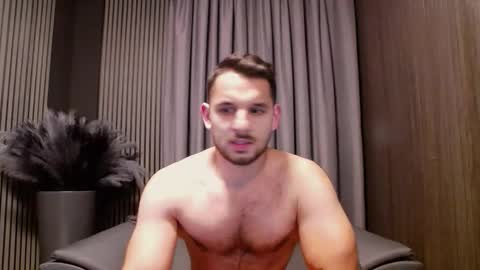 HI My name is Antonio online show from November 23, 8:09 pm