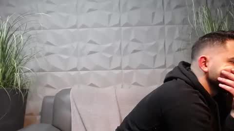 Snapshot of antoniovalentinidiamond chatting on February 11, 8:10 pm HI My name is Antonio online show from February 11, 8:10 pm