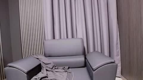 Snapshot of antoniovalentinidiamond chatting on October 17, 6:56 pm HI My name is Antonio online show from October 17, 6:56 pm