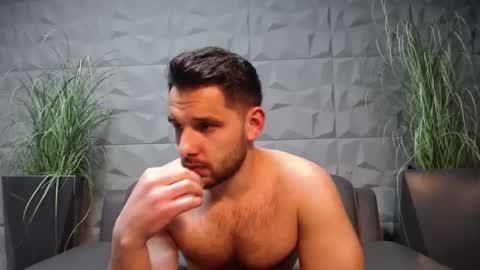 Snapshot of antoniovalentinidiamond chatting on February 26, 9:03 pm HI My name is Antonio online show from February 26, 9:03 pm