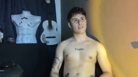 Snapshot of antonnello_ chatting on September 27, 1:03 am antonnello_ online show from September 27, 1:03 am