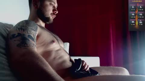 Snapshot of antonni_ chatting on December 26, 4:21 am antonni_ online show from December 26, 4:21 am