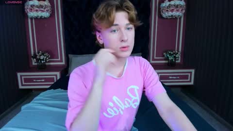 YummyTony online show from November 1, 7:51 pm