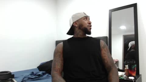 Snapshot of antwanblack11 chatting on December 14, 12:23 pm antwanblack11 online show from December 14, 12:23 pm