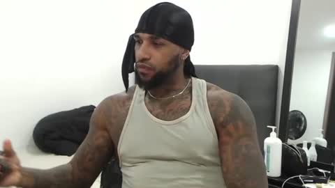 Snapshot of antwanblack11 chatting on September 11, 11:48 pm antwanblack11 online show from September 11, 11:48 pm