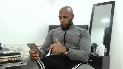 Snapshot of antwanblack11 chatting on October 1, 10:57 pm antwanblack11 online show from October 1, 10:57 pm