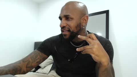 Snapshot of antwanblack11 chatting on January 31, 3:20 am antwanblack11 online show from January 31, 3:20 am