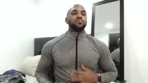 Snapshot of antwanblack11 chatting on February 7, 1:47 am antwanblack11 online show from February 7, 1:47 am