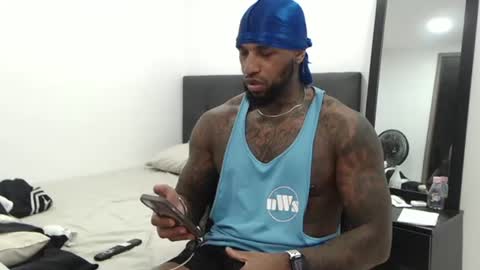 Snapshot of antwanblack11 chatting on September 28, 5:55 pm antwanblack11 online show from September 28, 5:55 pm