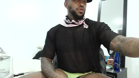 Snapshot of antwanblack11 chatting on January 29, 12:33 am antwanblack11 online show from January 29, 12:33 am
