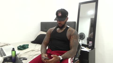 Snapshot of antwanblack11 chatting on September 20, 1:27 am antwanblack11 online show from September 20, 1:27 am