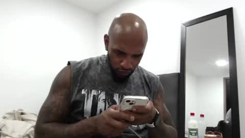 Snapshot of antwanblack11 chatting on January 18, 3:57 am antwanblack11 online show from January 18, 3:57 am