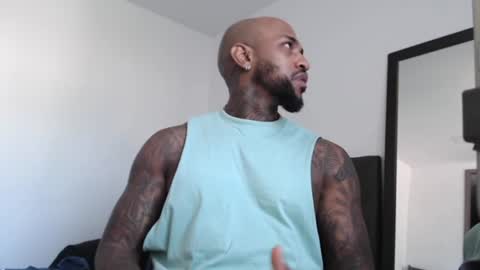 Snapshot of antwanblack11 chatting on December 9, 2:40 pm antwanblack11 online show from December 9, 2:40 pm