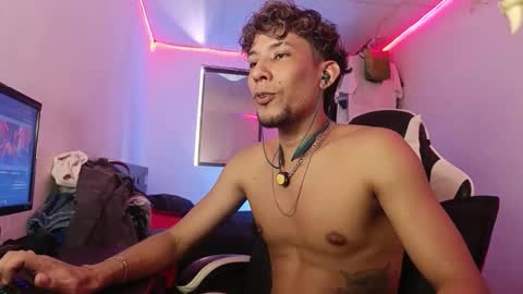 AnuarDHM online show from January 6, 5:28 pm